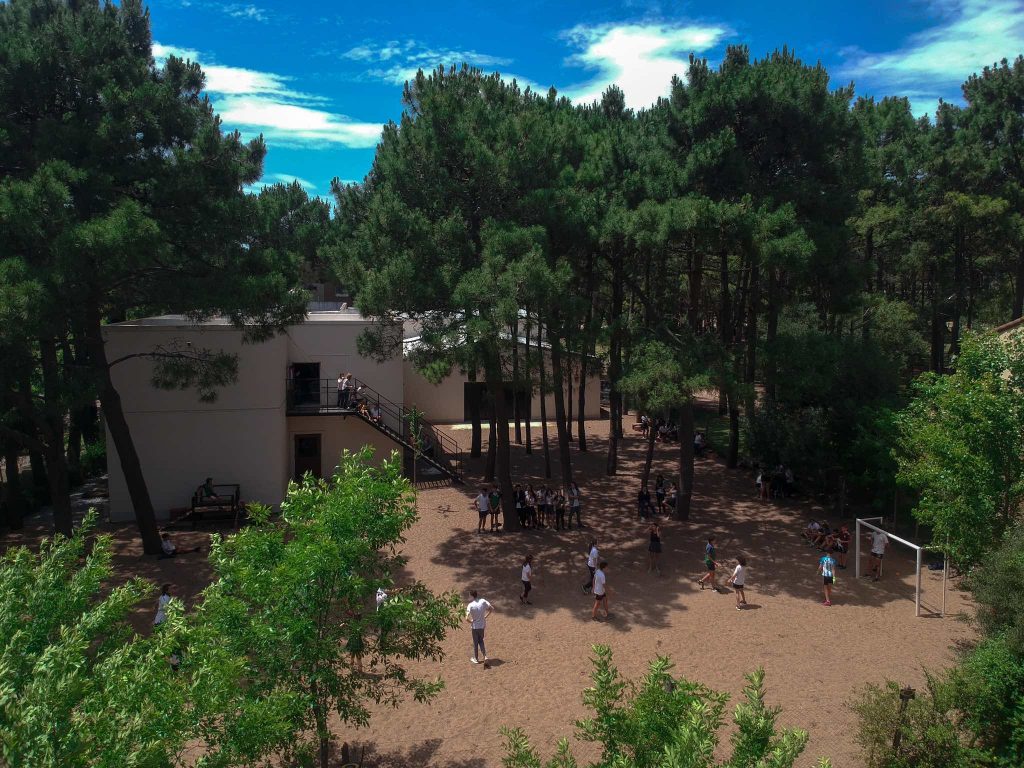 Colegio Tierra del Sur en Pinamar, Buenos Aires, Argentina